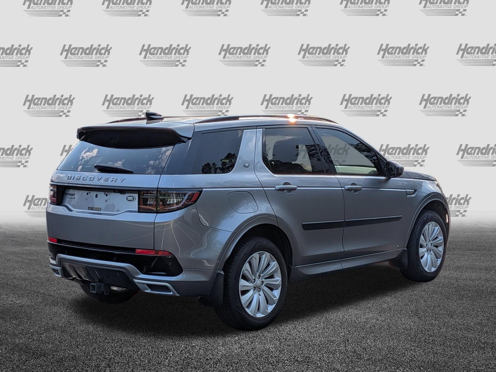 Used 2020 Land Rover Discovery Sport HSE R-Dynamic AWD/4WD image 10