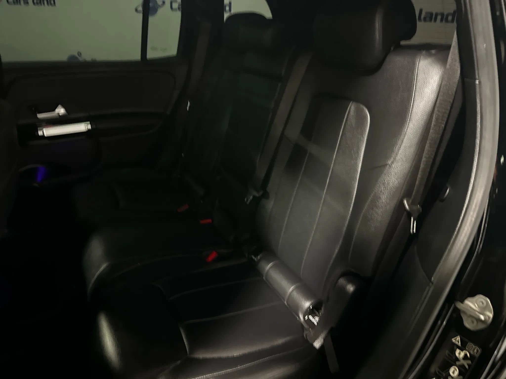 Used 2021 Mercedes-Benz GLB 250 GLB 250 Sport Utility 4D image 15