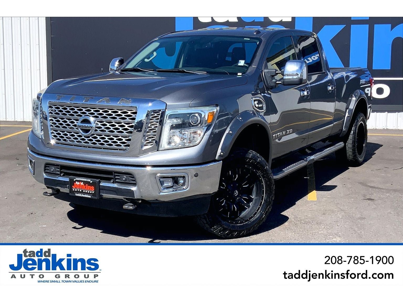 Used 2016 Nissan Titan SL AWD/4WD image 1