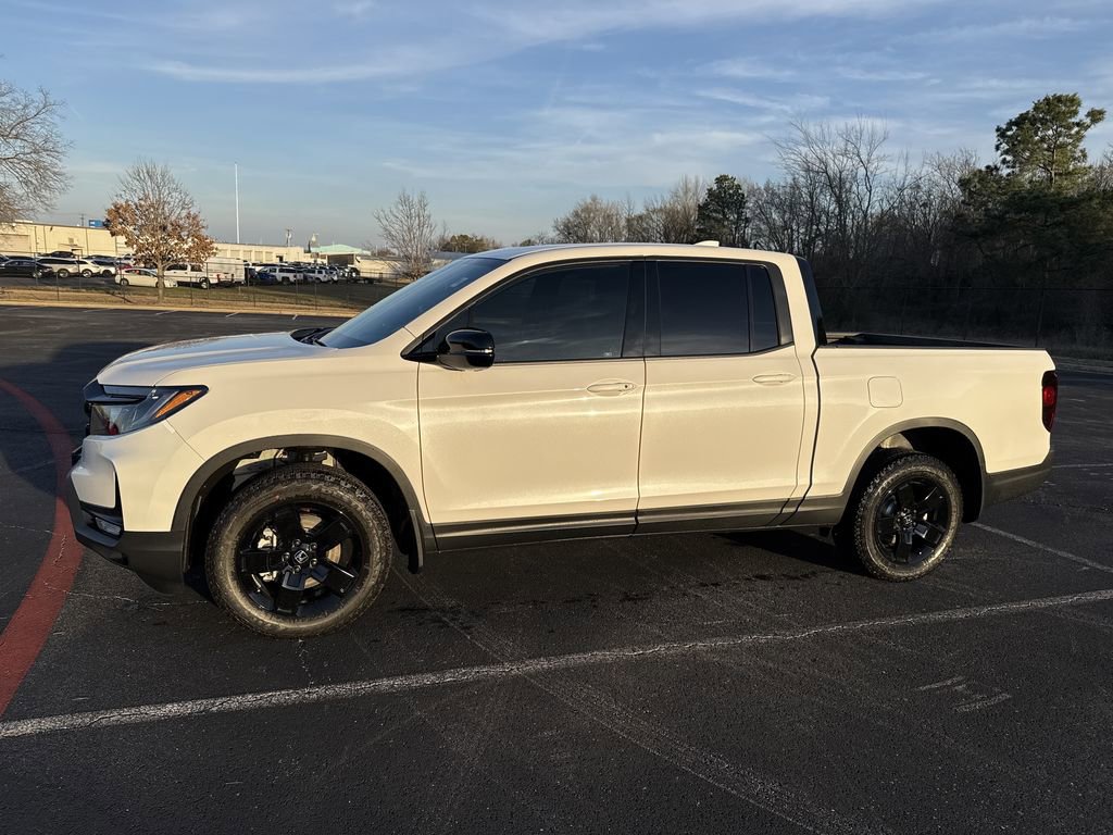 New 2026 Honda Ridgeline Black Edition image 4