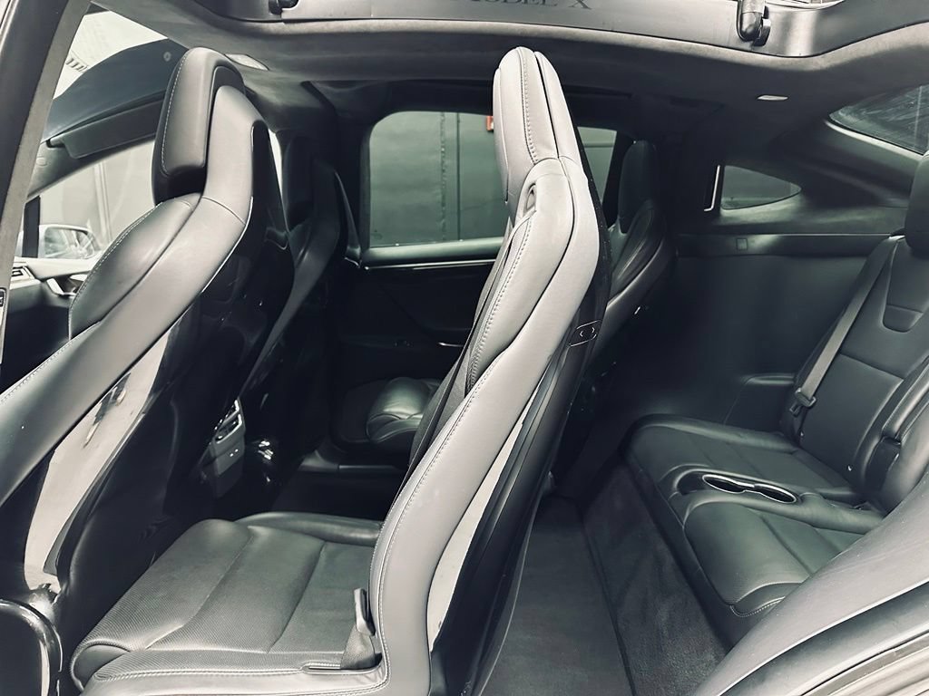 Used 2016 Tesla Model X 90D AWD/4WD image 25