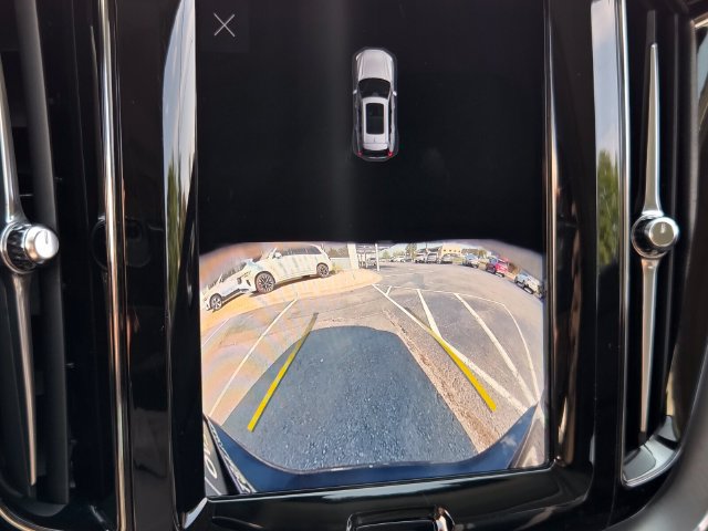 Certified 2024 Volvo XC60 T8 Core AWD/4WD image 29
