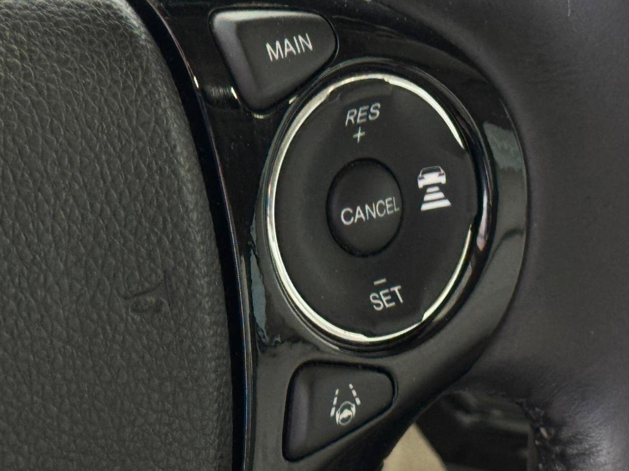Used 2016 Honda Accord Touring image 14