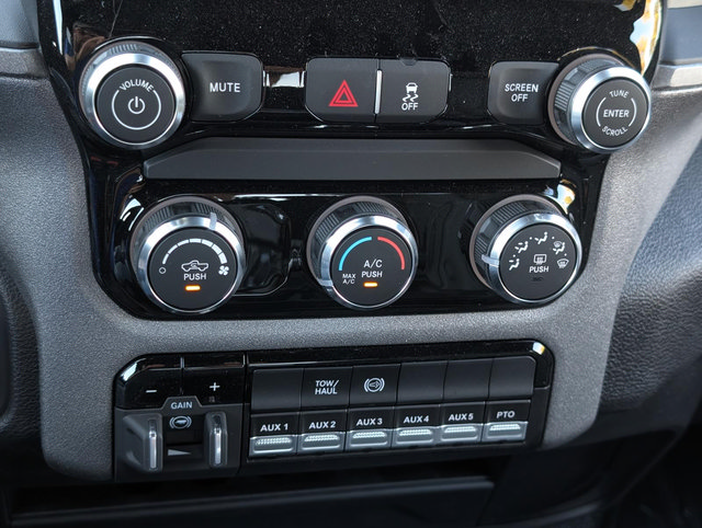 New 2026 RAM 5500 Tradesman AWD/4WD image 18