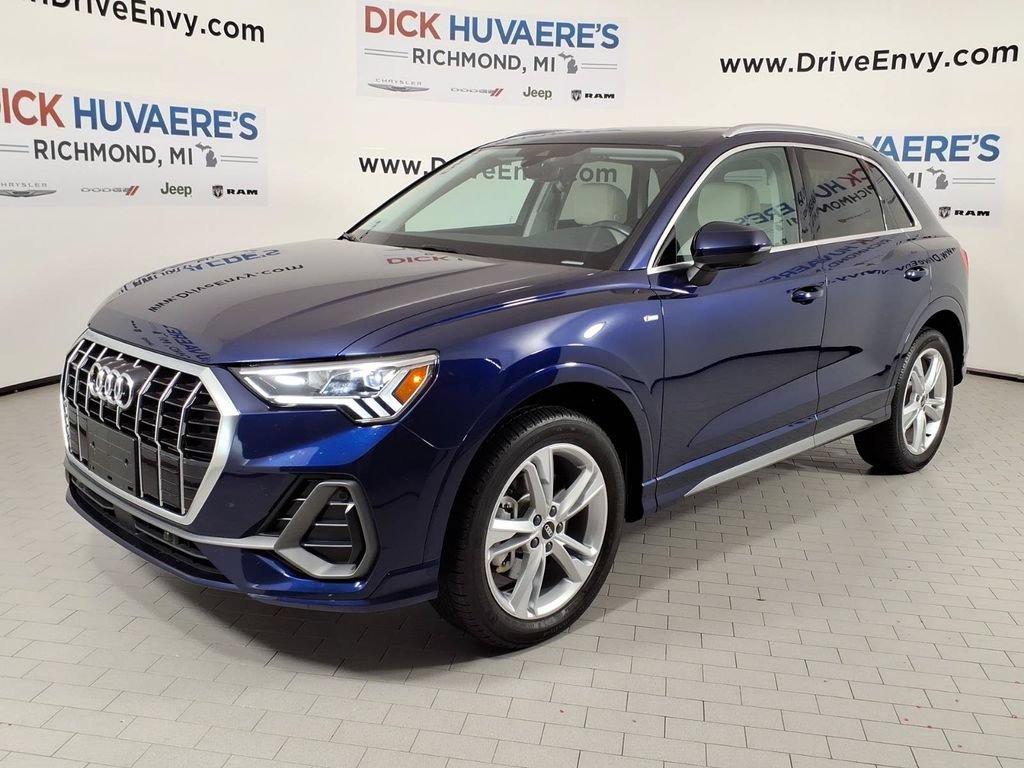 Used 2023 Audi Q3 2.0T Premium Plus AWD/4WD image 1
