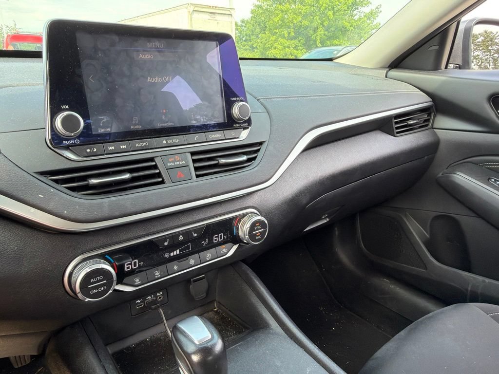 Used 2019 Nissan Altima 2.5 SV FWD image 13