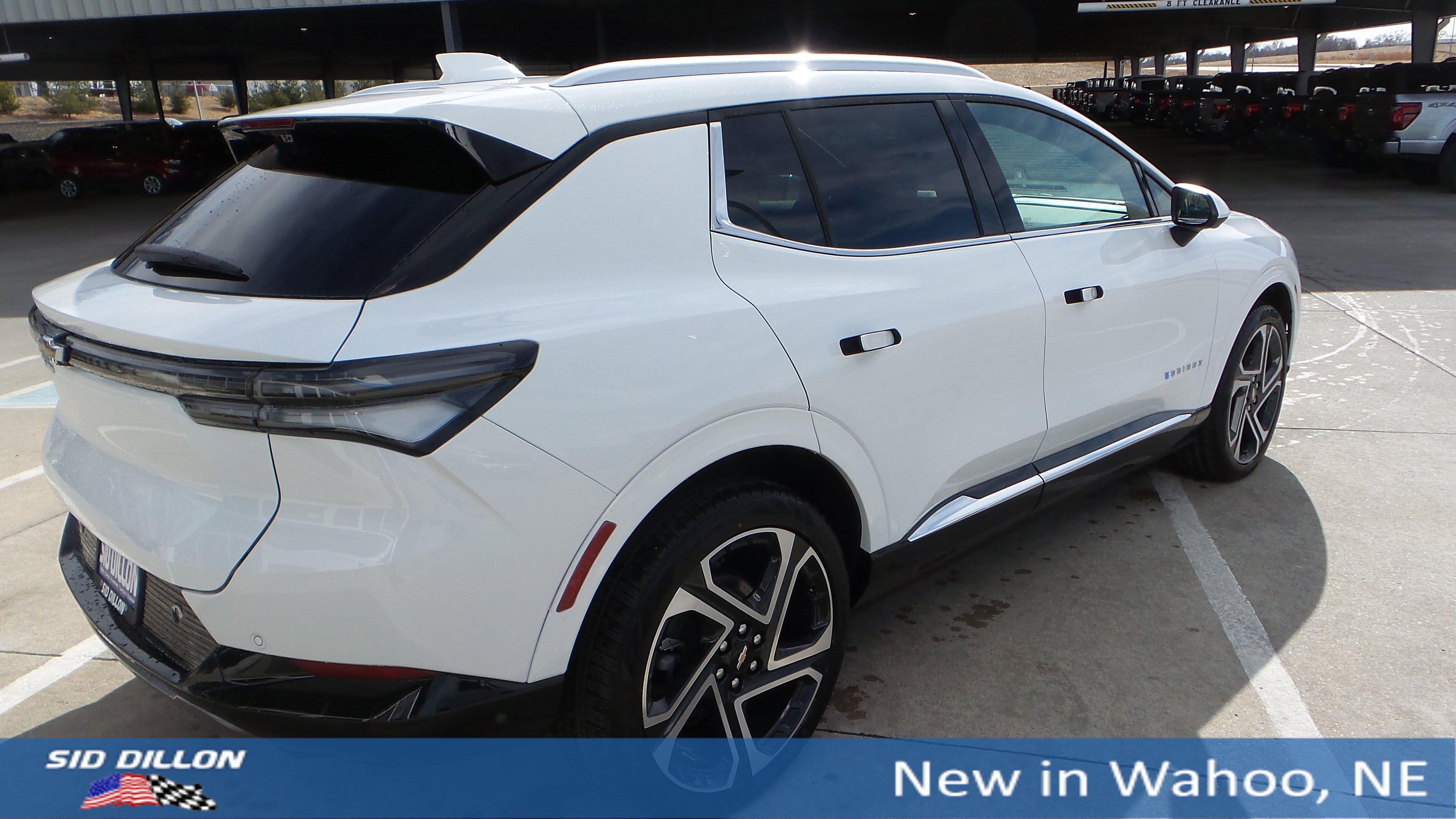 New 2026 Chevrolet Equinox EV LT image 5