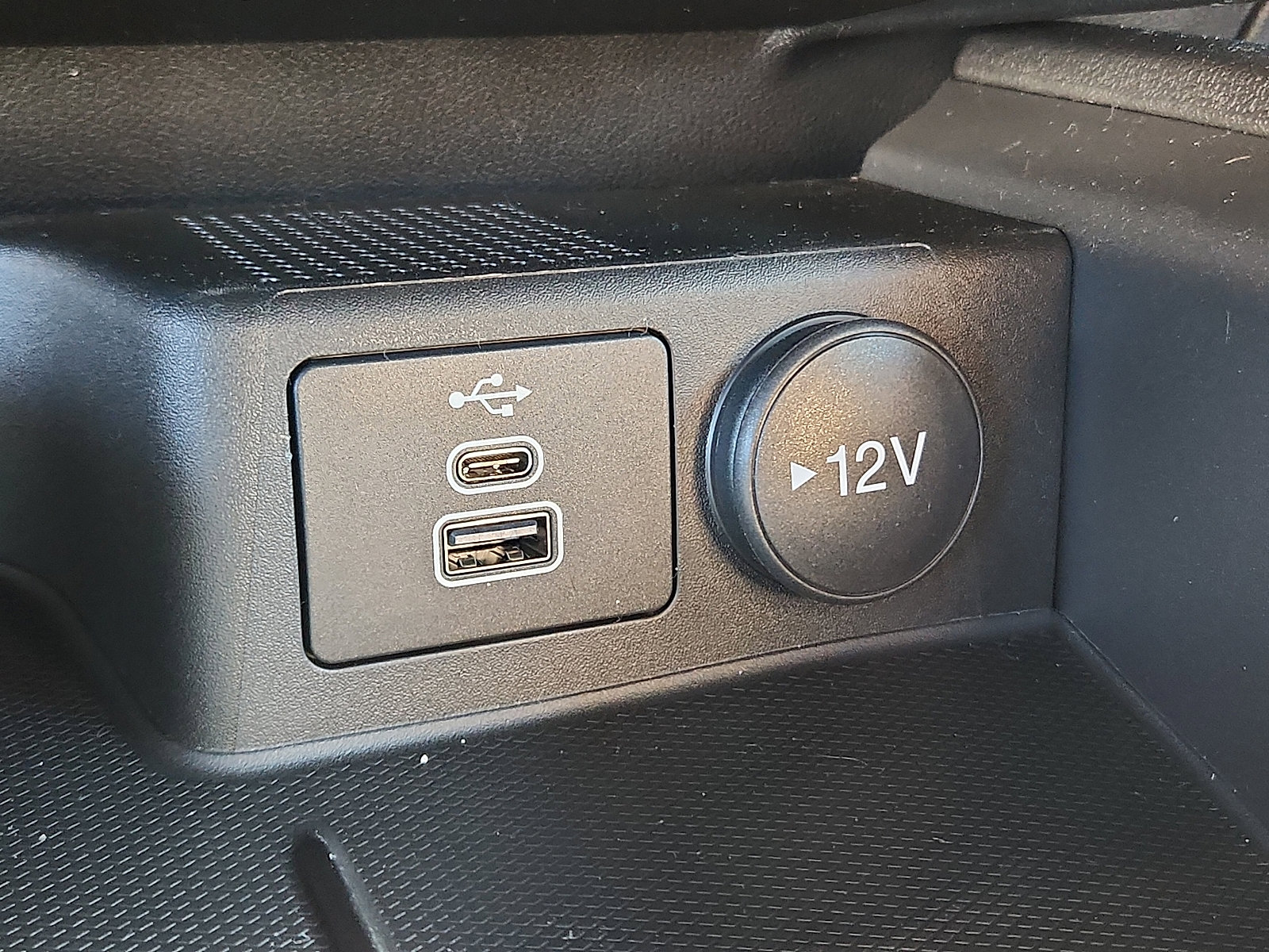 New 2026 Ford Escape ST-Line w/ Tech Pack #1 image 18