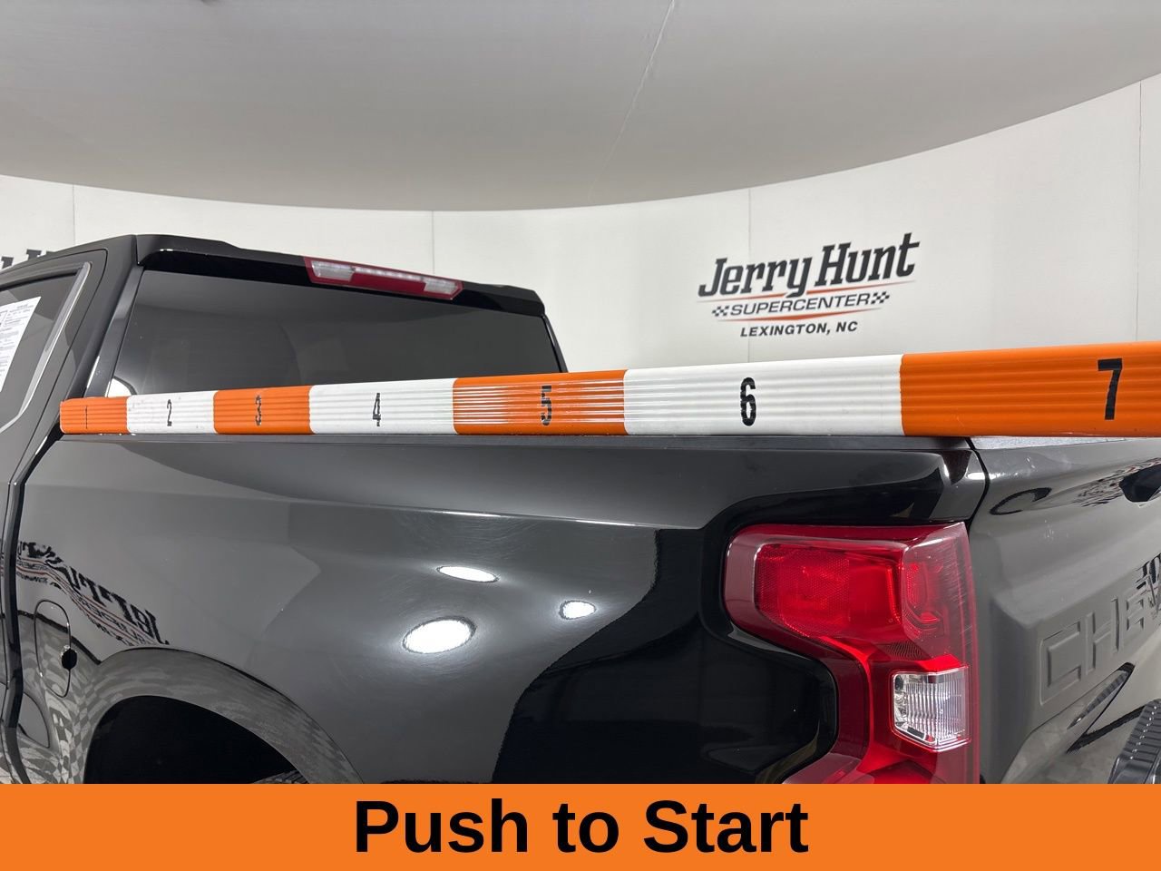 Used 2024 Chevrolet Silverado 1500 LTZ w/ Z71 Off-Road Package image 8