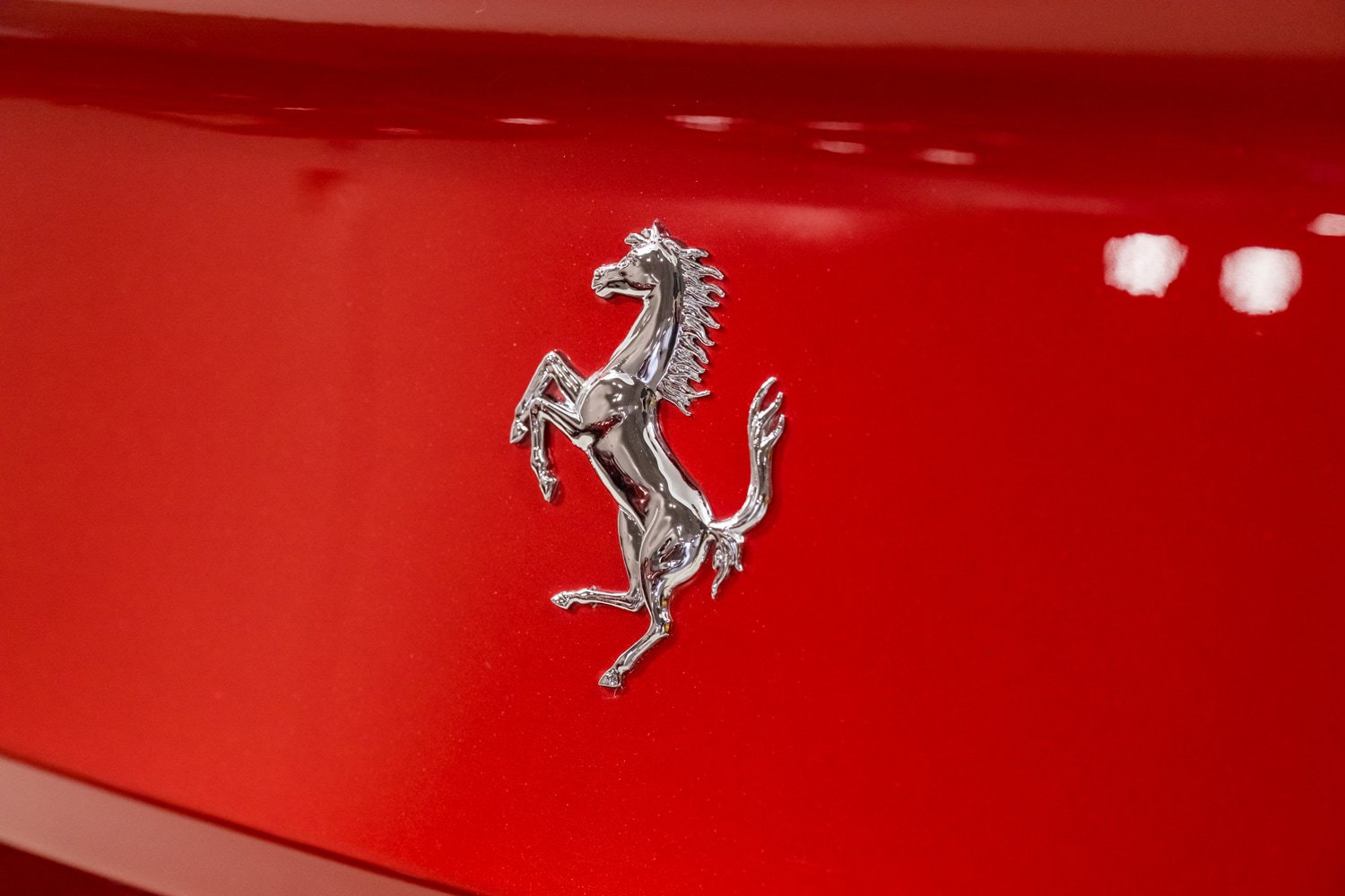 Used 2015 Ferrari California T RWD image 52