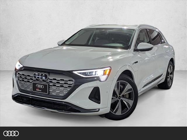 Used 2024 Audi Q8 e-tron Premium Plus w/ Premium Plus Package image 1