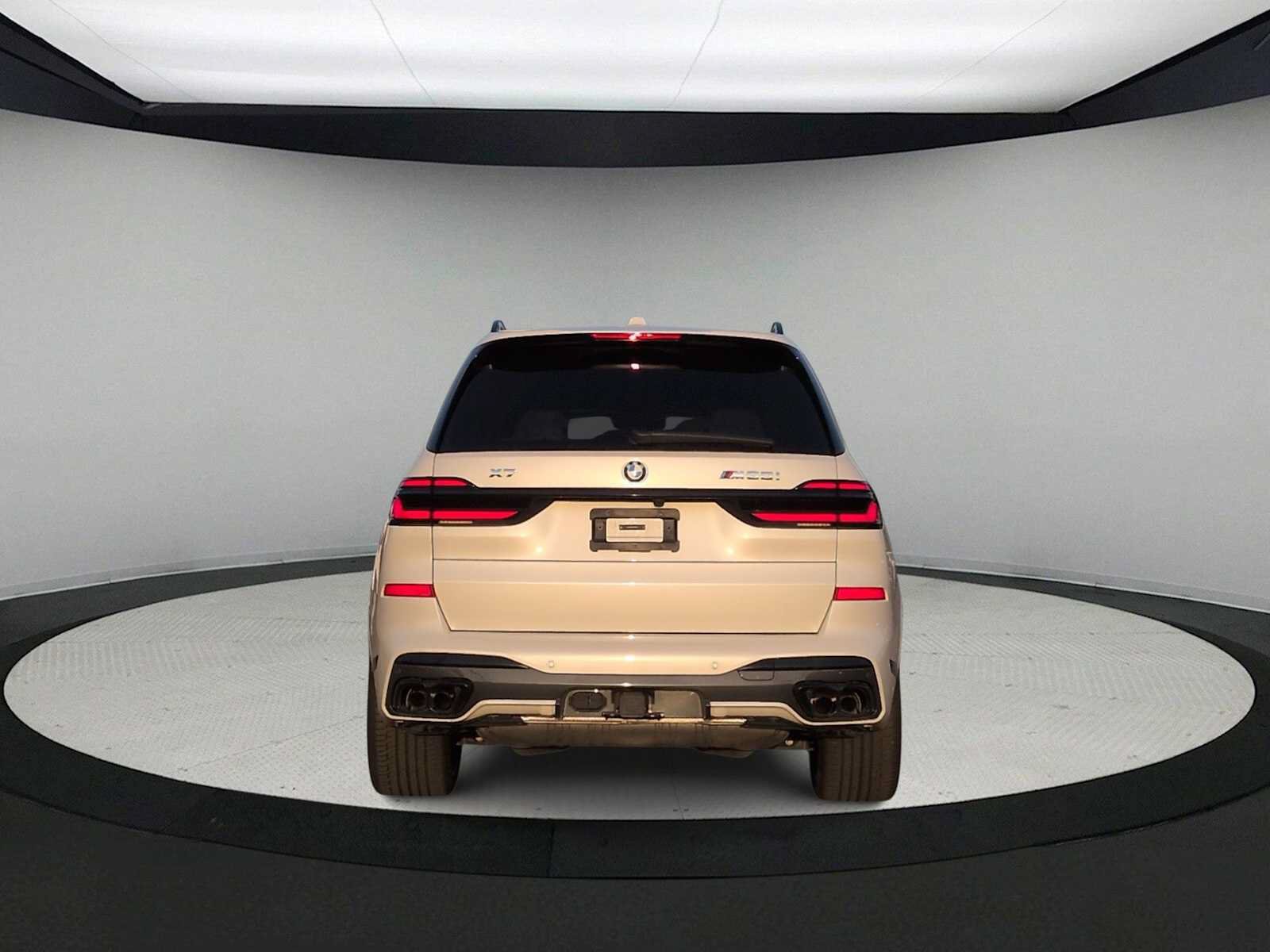Used 2024 BMW X7 M60i w/ Executive Package AWD/4WD image 7