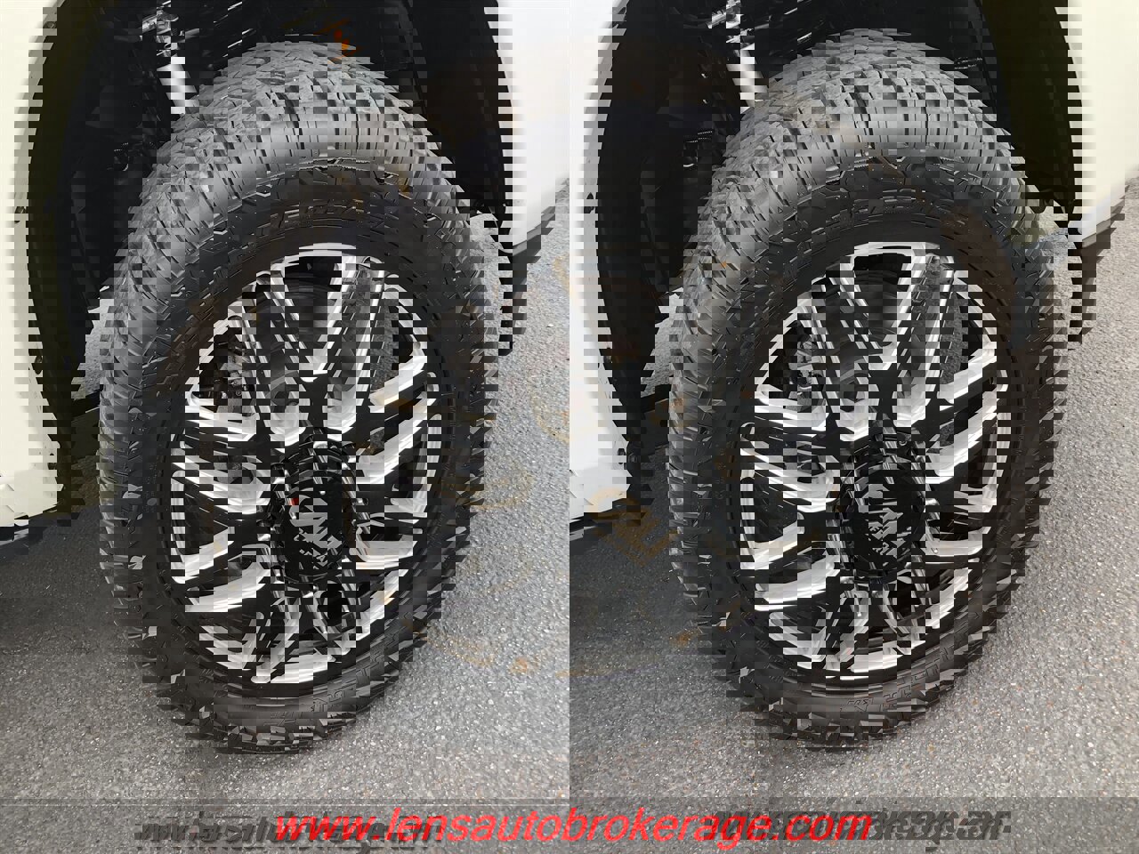 Used 2020 RAM 3500 Limited image 29