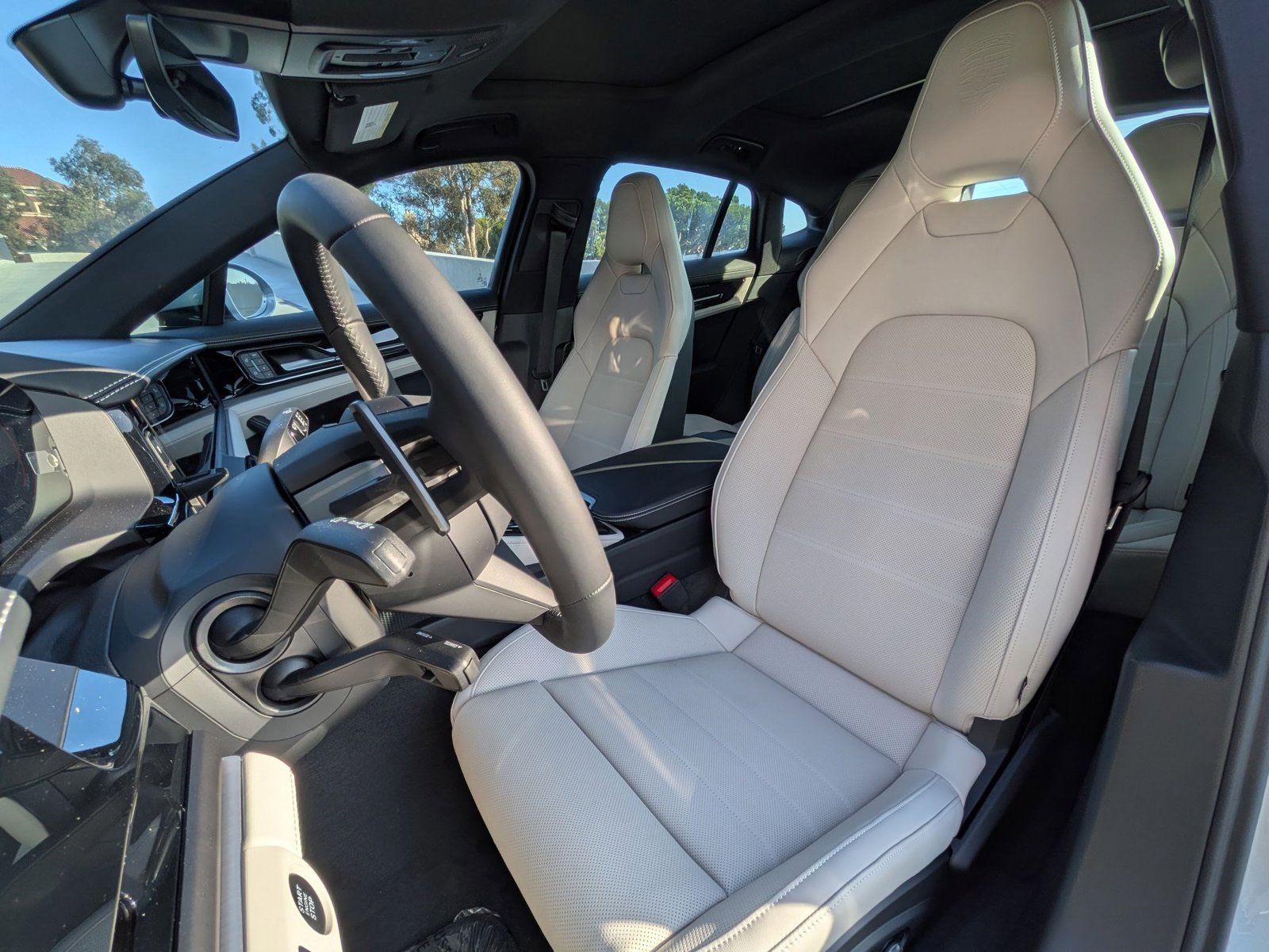 New 2025 Porsche Panamera image 5