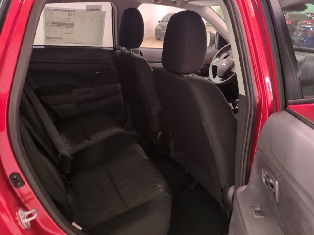 New 2025 Mitsubishi Outlander Sport ES image 12