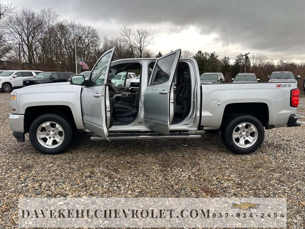 Used 2018 Chevrolet Silverado 1500 LT w/ All Star Edition image 25