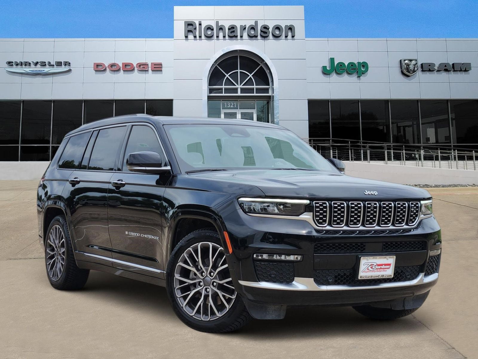 Used 2023 Jeep Grand Cherokee L Summit
