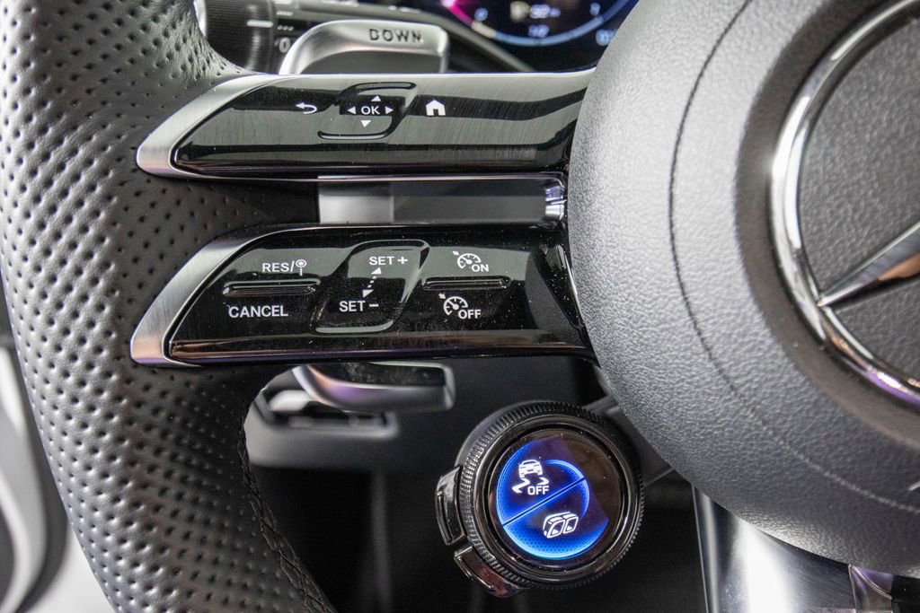 Used 2024 Mercedes-Benz C 43 AMG 4MATIC Sedan image 19