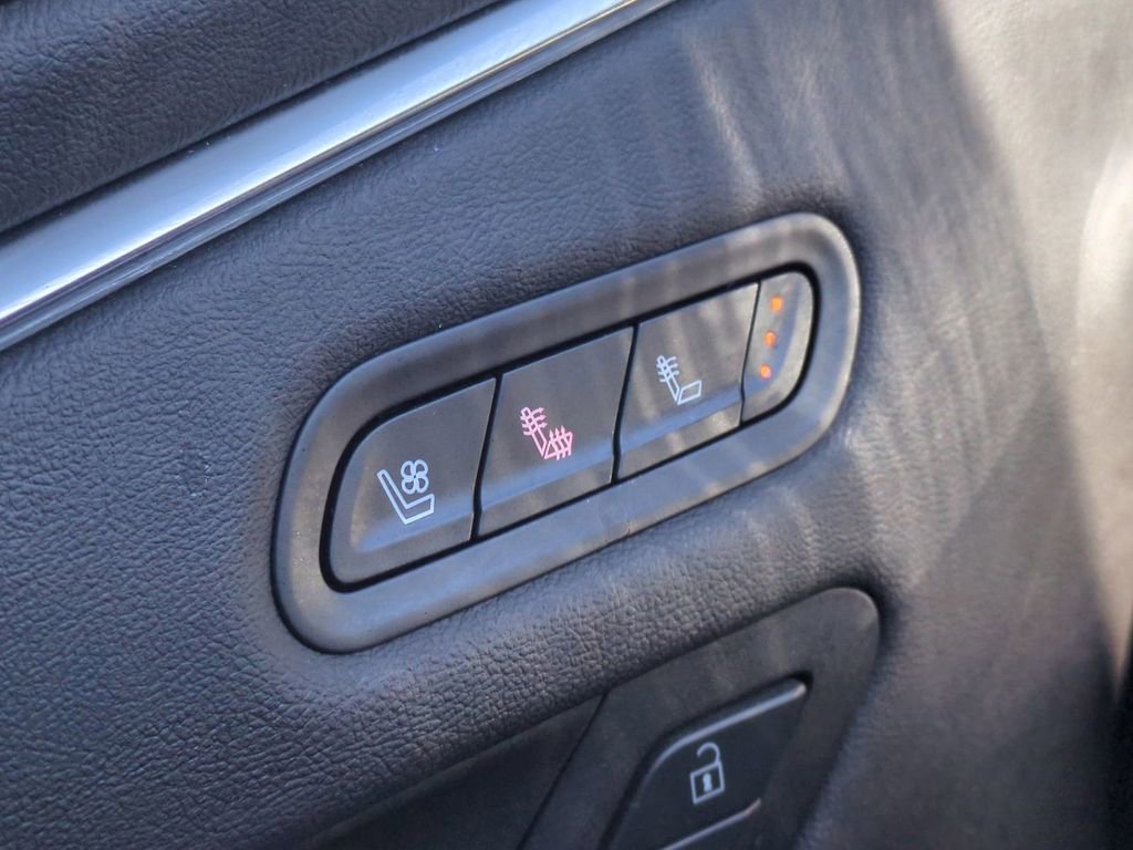 Used 2022 Cadillac Escalade ESV Sport w/ Touring Package image 30