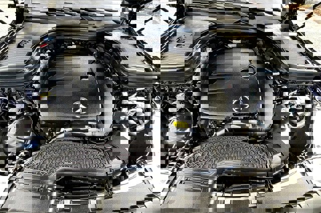 Certified 2021 Mercedes-Benz GLC 300 4MATIC image 30