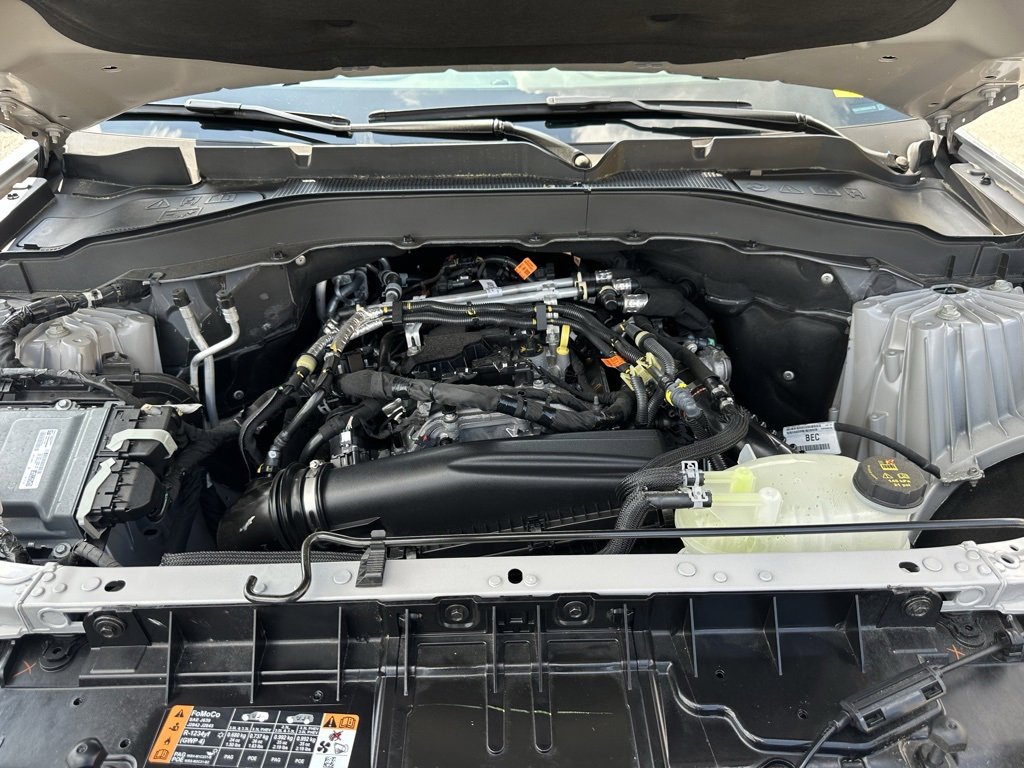 Used 2025 Ford Explorer Active image 35