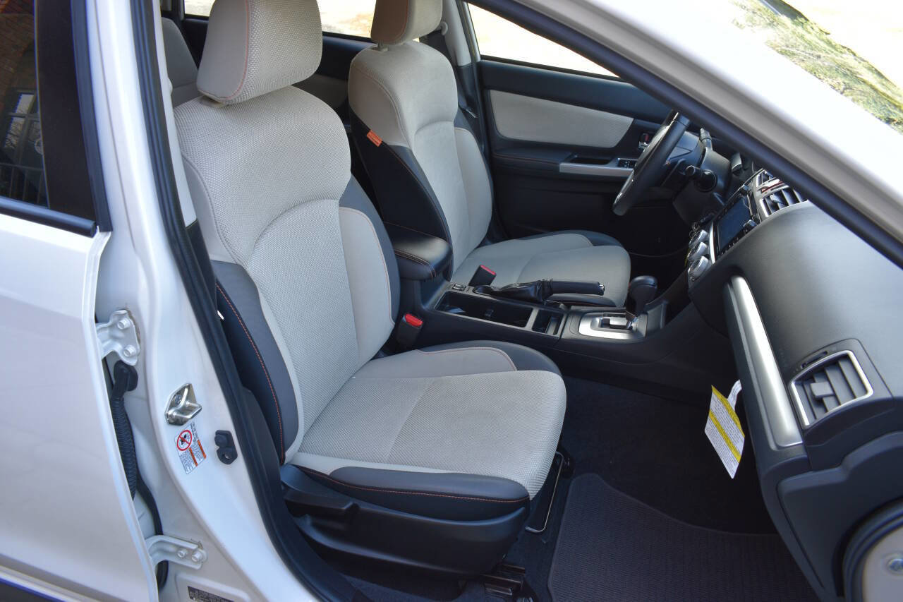 Used 2017 Subaru Crosstrek 2.0i Premium w/ 17" Wheel Sport Package image 19