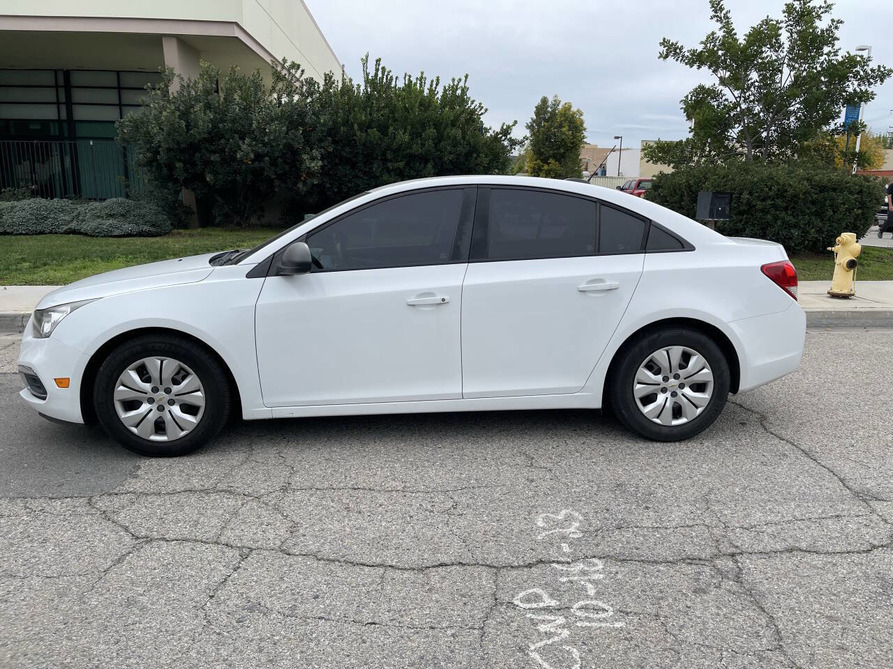 Used 2015 Chevrolet Cruze LS FWD image 5