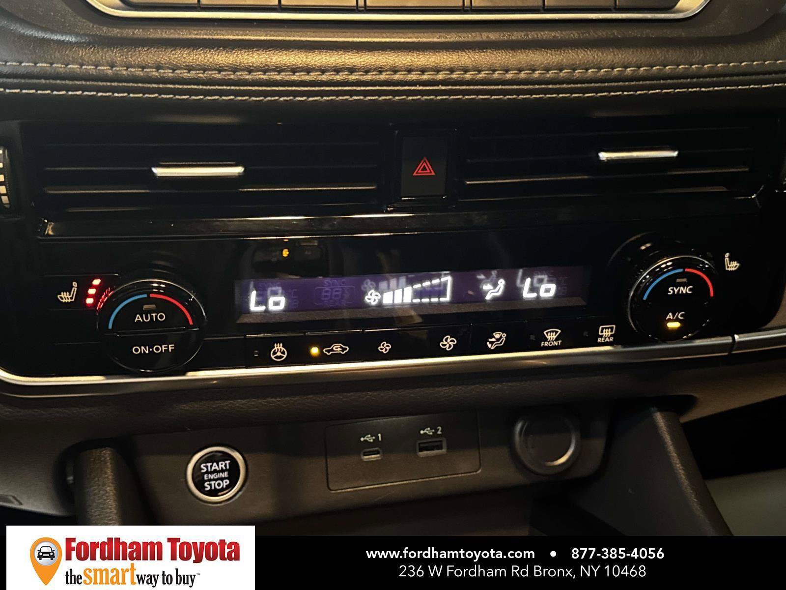 Used 2021 Nissan Rogue SV w/ Premium Package AWD/4WD image 30