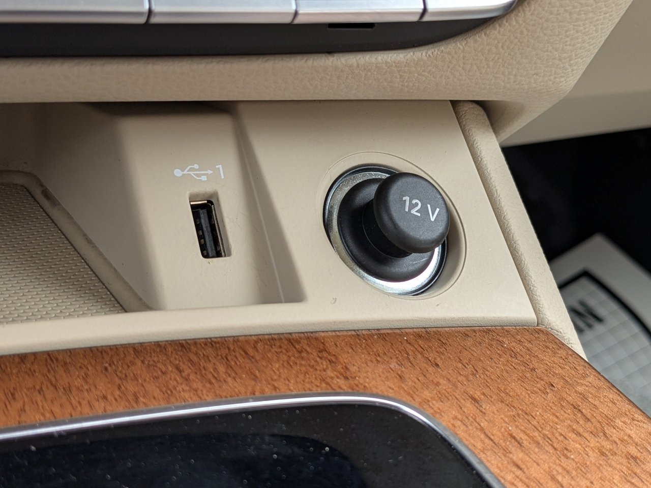 Used 2021 Audi Q5 Premium image 26