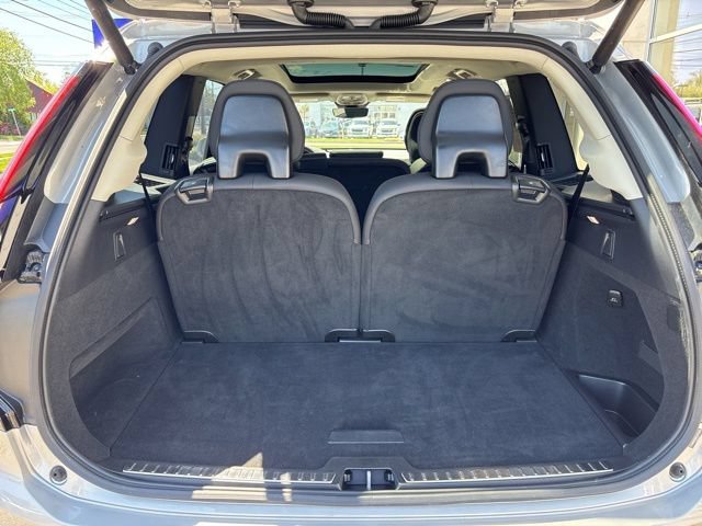 Used 2025 Volvo XC90 B6 Plus AWD/4WD image 12