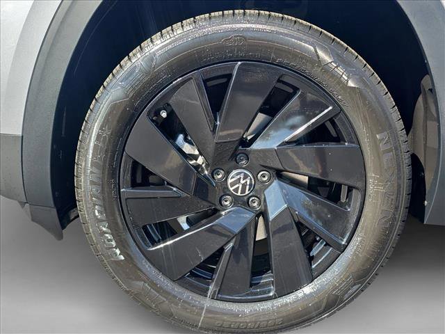 New 2026 Volkswagen Atlas SE image 10