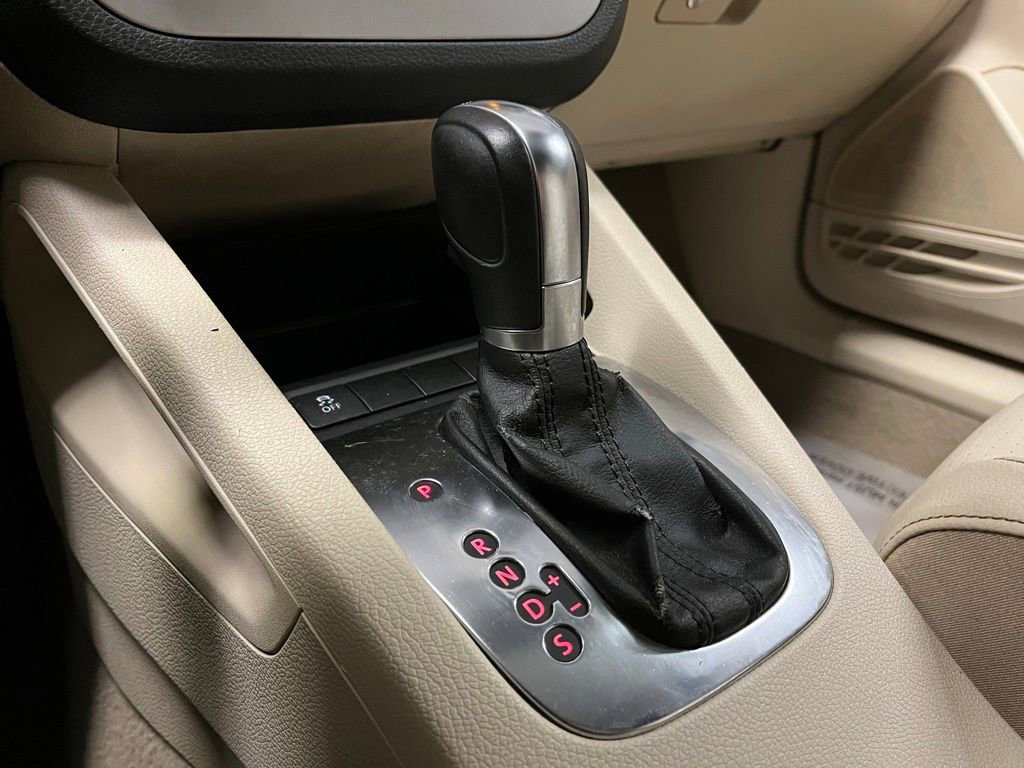 Used 2012 Volkswagen Eos Komfort image 11