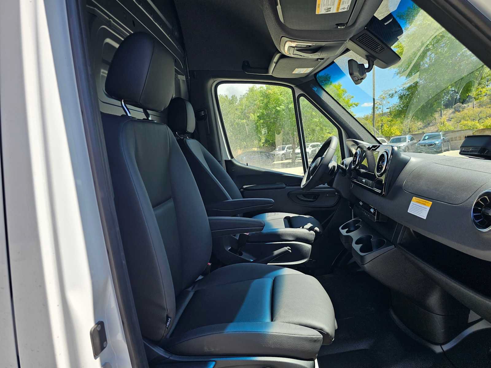 New 2026 Mercedes-Benz Sprinter 2500 image 10