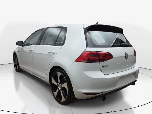 Used 2015 Volkswagen GTI SE FWD image 8