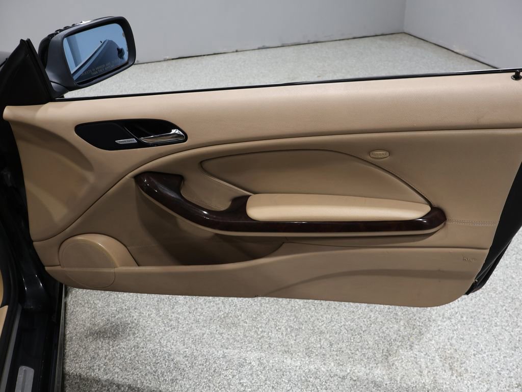 Used 2006 BMW 325Ci Convertible image 21