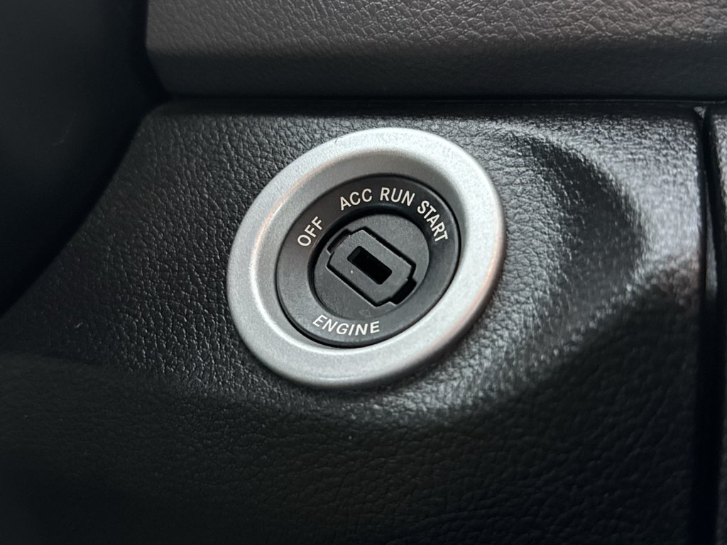 Used 2020 RAM 1500 Warlock AWD/4WD image 30