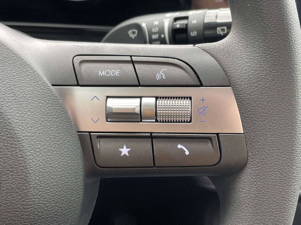 New 2026 Hyundai Kona SE AWD/4WD image 22