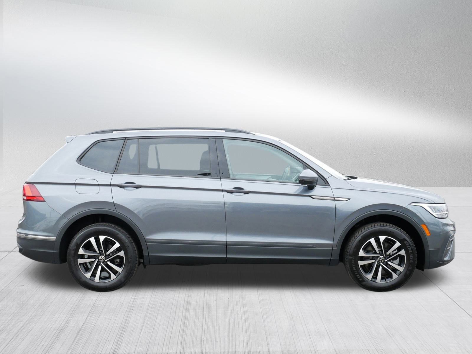 Certified 2022 Volkswagen Tiguan S image 8