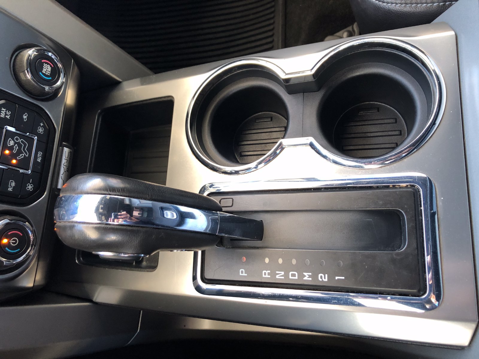Used 2013 Ford F150 FX4 w/ Luxury Equipment Group AWD/4WD image 24