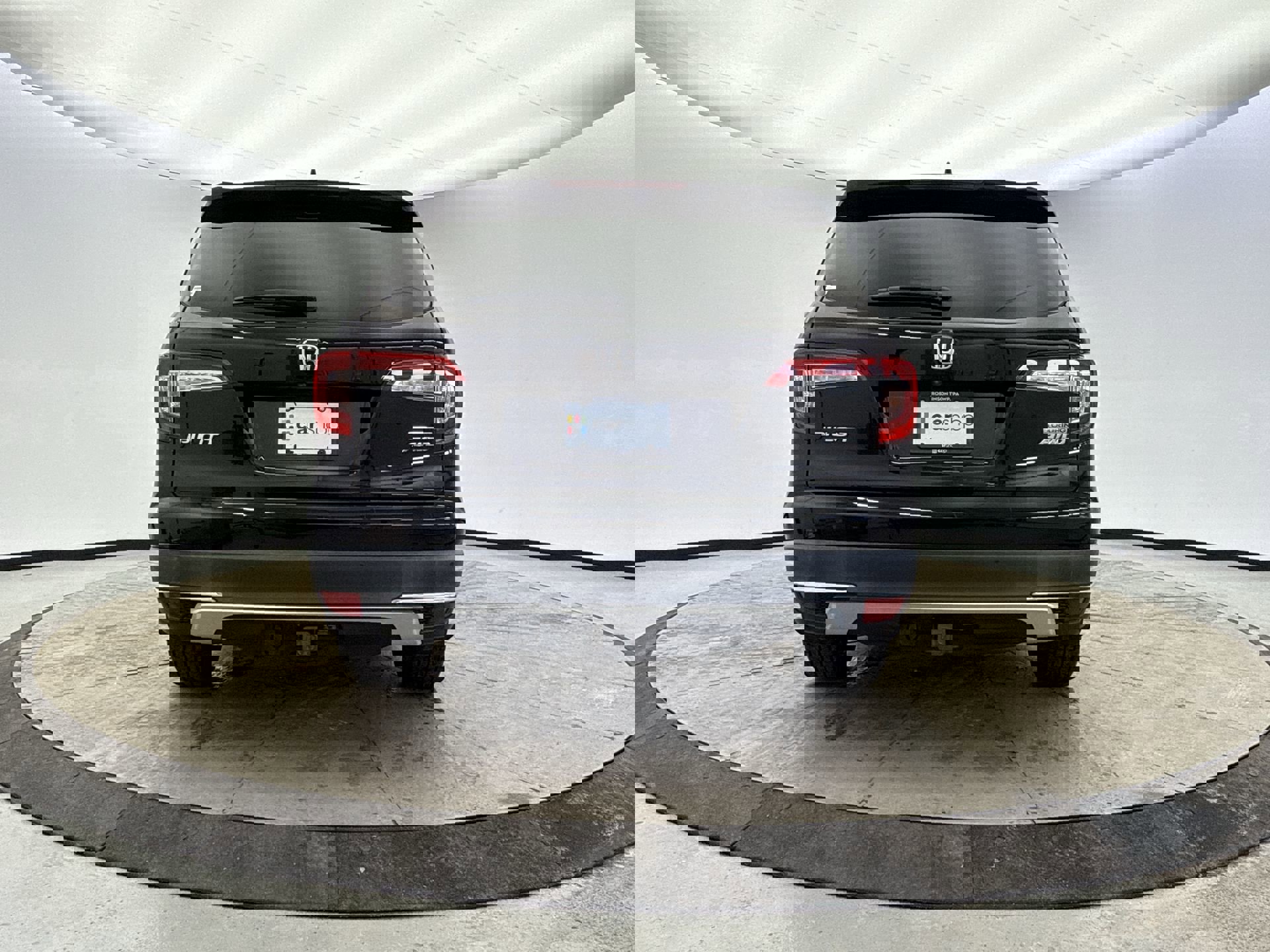 Used 2019 Honda Pilot Touring image 4