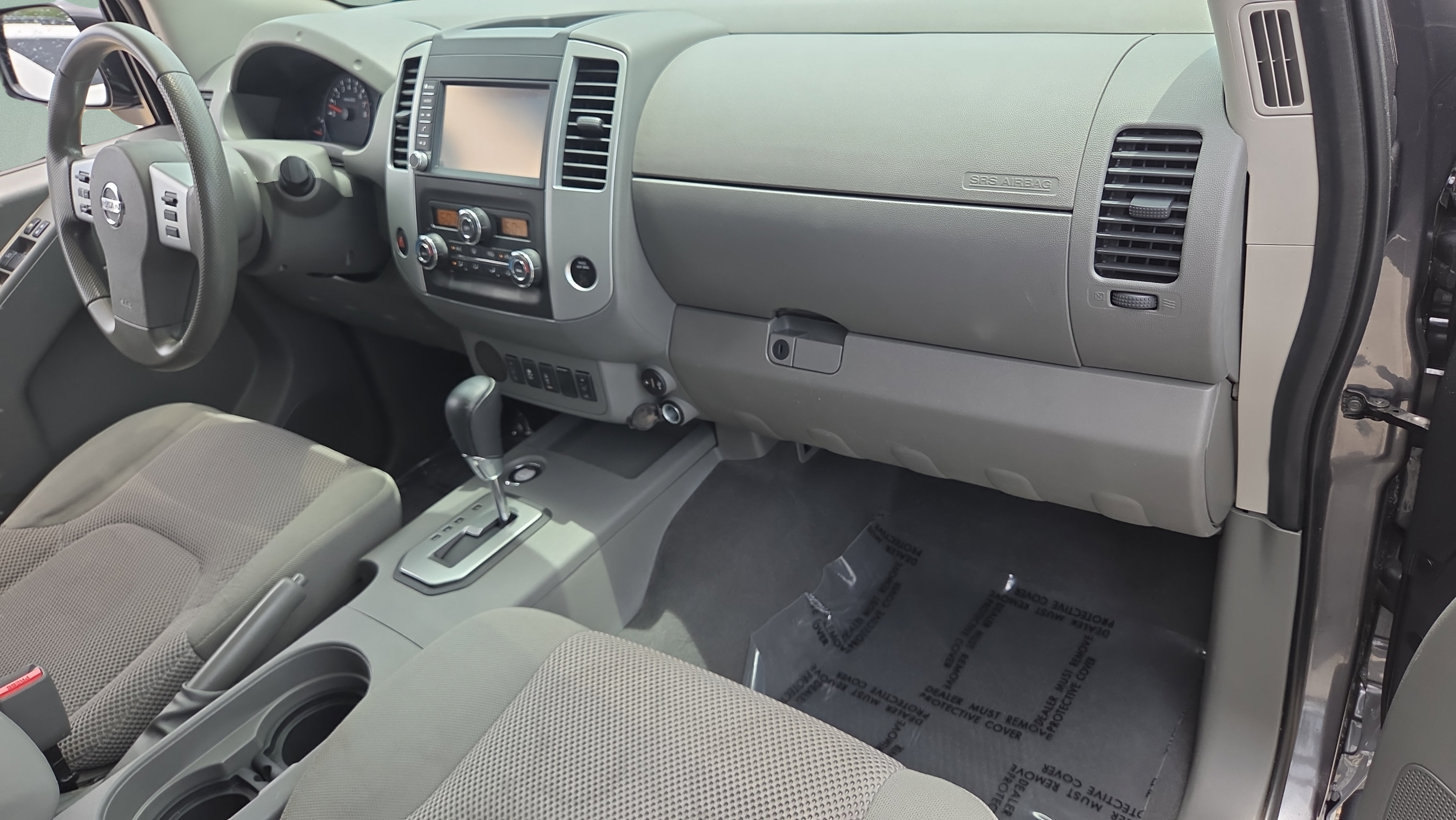 Used 2021 Nissan Frontier SV w/ Midnight Edition Floor Mats RWD image 16
