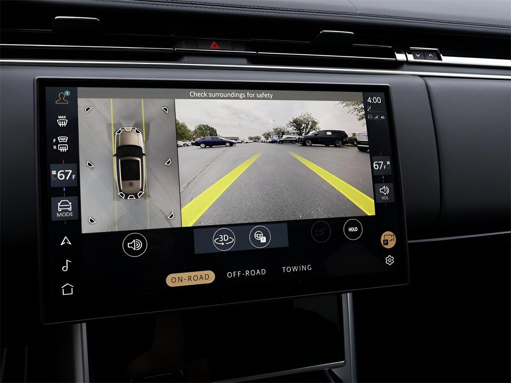 Used 2025 Land Rover Range Rover SE image 24