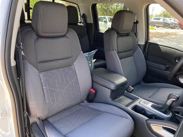New 2026 Nissan Frontier SV w/ All-Weather Content Package AWD/4WD image 9
