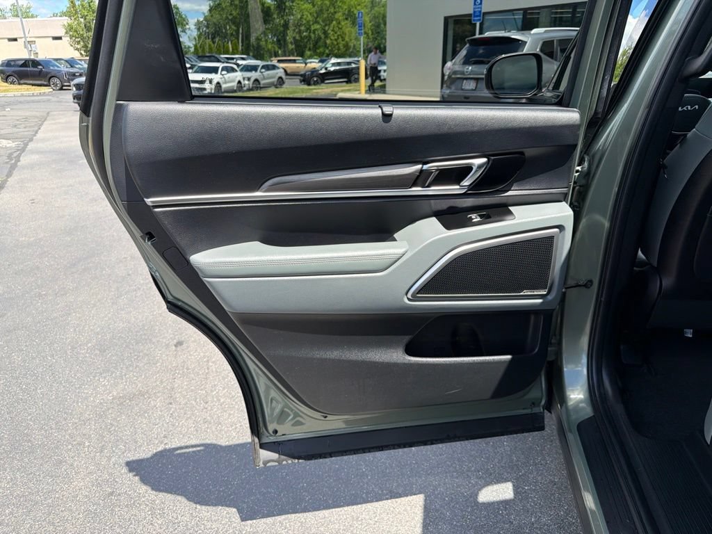 Certified 2023 Kia Telluride EX X-Line AWD/4WD image 18