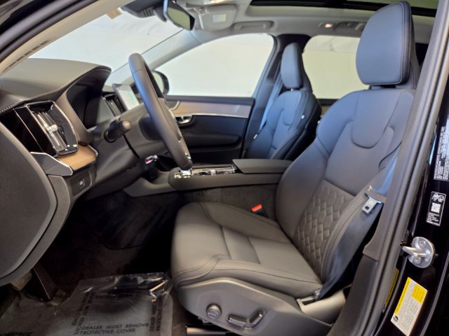 New 2026 Volvo XC90 B5 Core AWD/4WD image 7