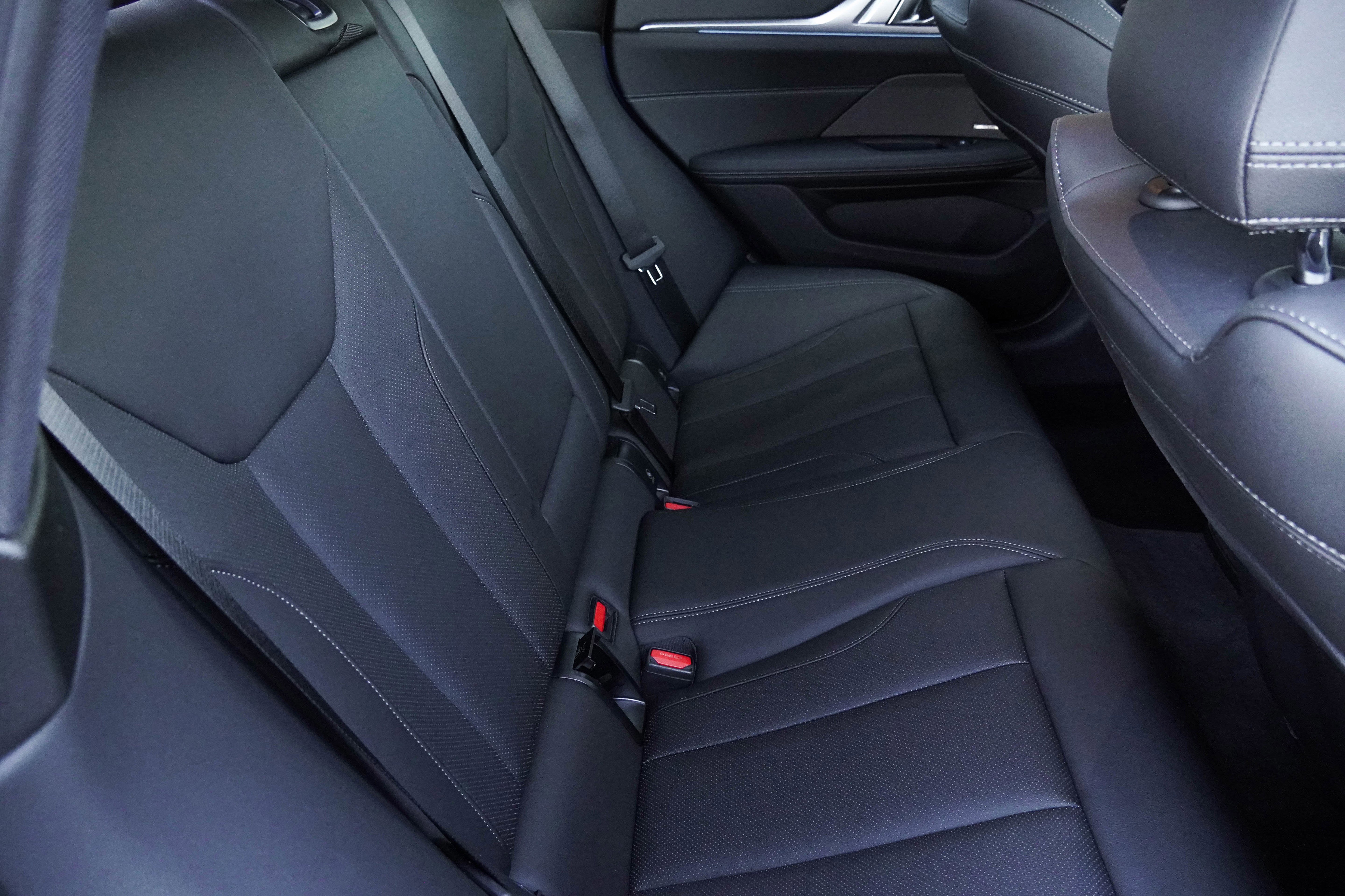 Certified 2026 BMW M440i image 35