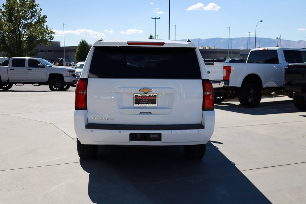 Used 2019 Chevrolet Suburban LT image 5