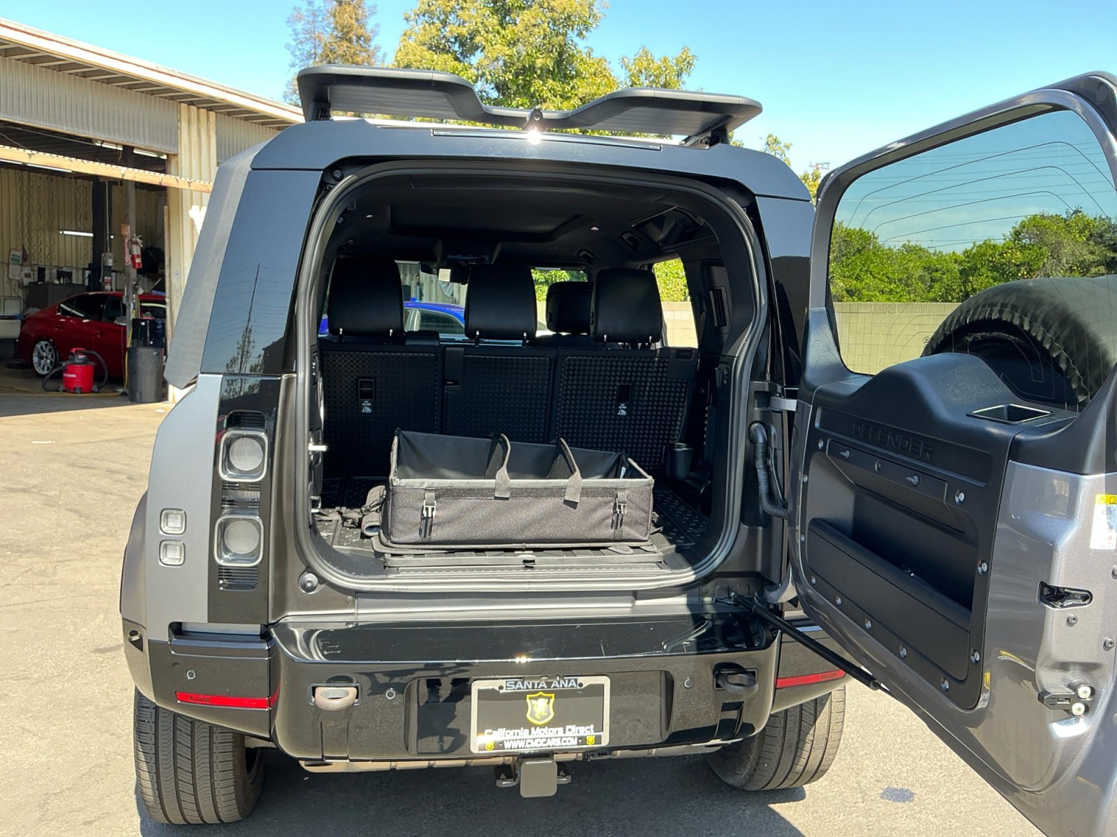 Used 2023 Land Rover Defender 110 X image 26