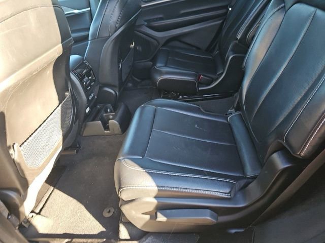 Used 2024 Jeep Grand Cherokee L Limited w/ Luxury Tech Group II image 14