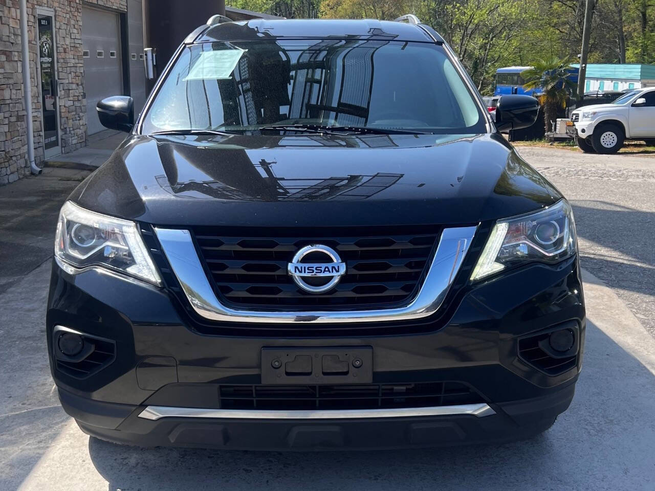 Used 2018 Nissan Pathfinder S image 10